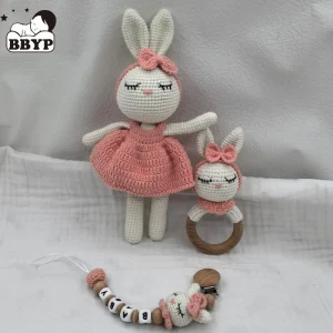 Lapin au crochet avec anneau