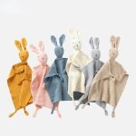 doudou lapin en peluche