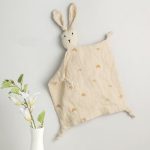 doudou lapin en tissu tendance