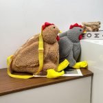 étui bandoulière poule en peluche