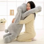 lapin en peluche géant