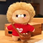 lion en peluche avec vêtements