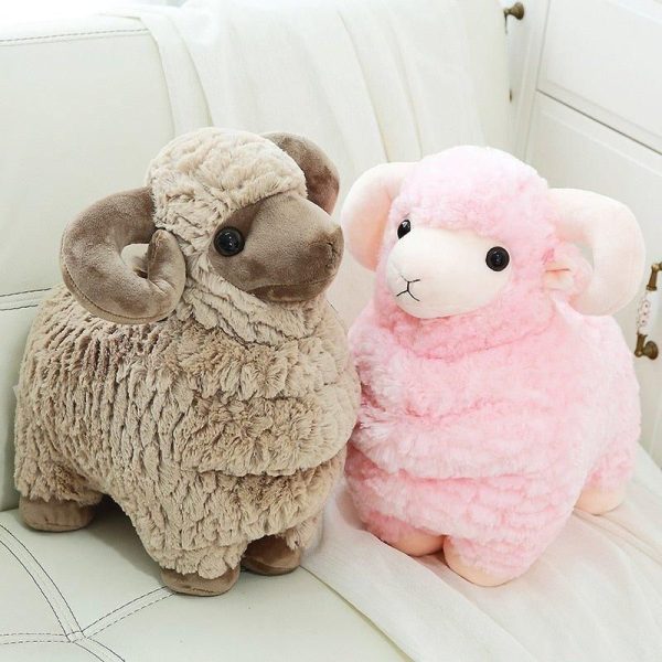 peluche bélier douce et moelleuse