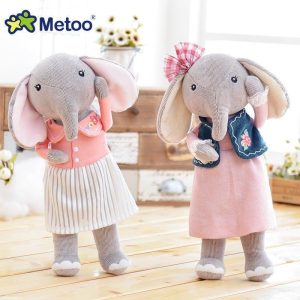 peluche éléphant habillé