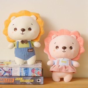 peluche lion bébé déguisé