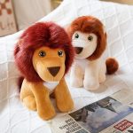peluche petit lion mignon