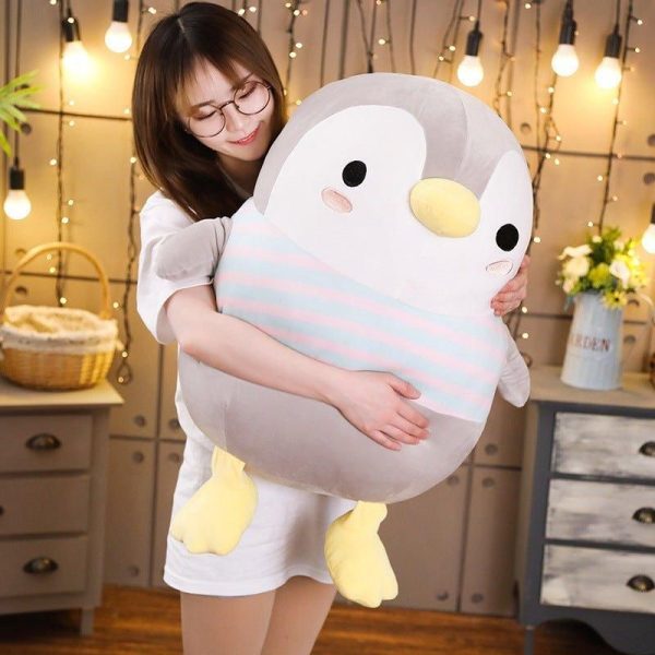 peluche pingouin mignon
